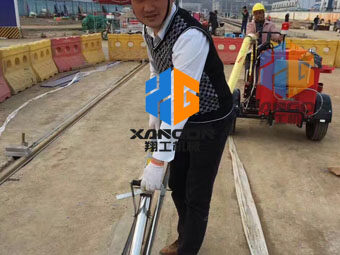 路面灌縫施工，選翔工機(jī)械瀝青灌縫機(jī)