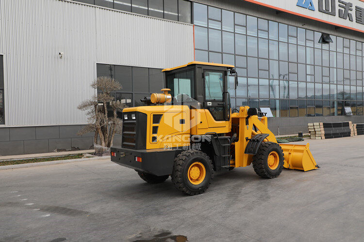 體型小能耐大！小型挖掘裝載機(jī)讓您刮目相看！