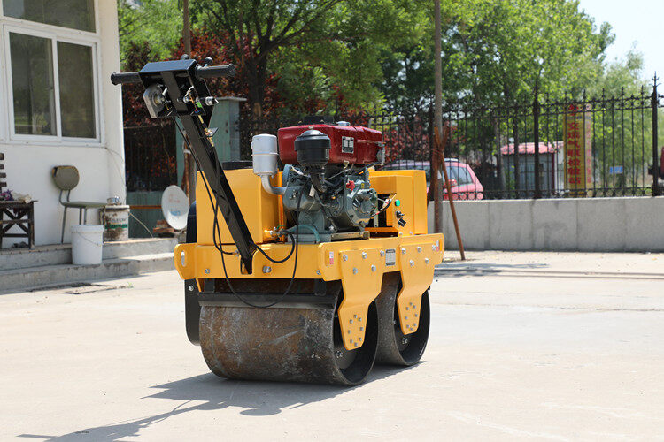 為什么小型壓路機(jī)會(huì)漏油？該如何解決？