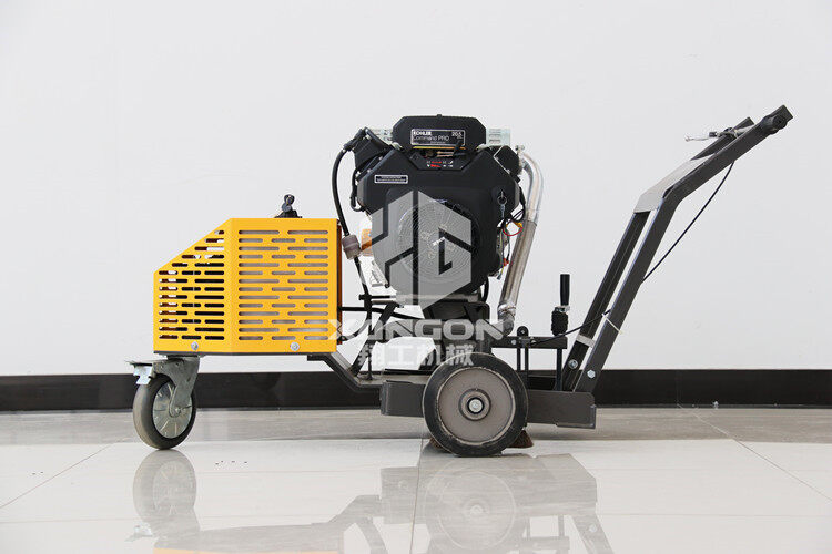 防護工作不可少，路面開槽機使用安全記心上