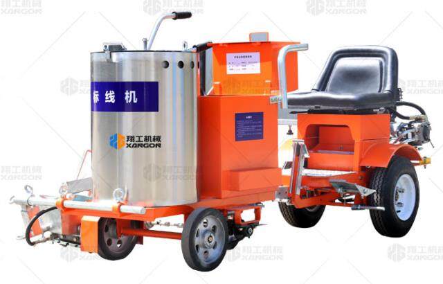 熱熔劃線機(jī)配置助力車，高施工高標(biāo)線質(zhì)量