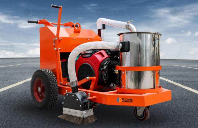 修補路面，馬路三件套少不了