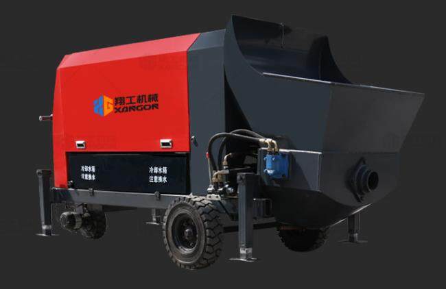 混凝土輸送泵雙控操作模式，靈活使用